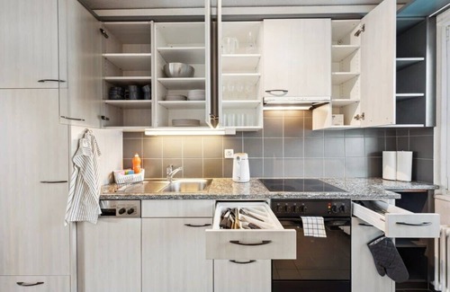 Seebach Apartamento | Simple 2 Bedroom apartment in Oerlikon