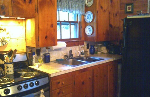 Oxford Cabina | 'Vida simple' - Timeless Maine Lakefront Chalet, Deck y Canoa