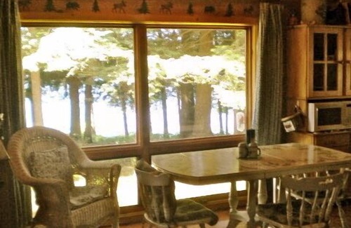 Oxford Cabina | 'Vida simple' - Timeless Maine Lakefront Chalet, Deck y Canoa