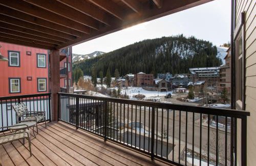Winter Park Apartamento | Simple and Comfortable Fraser Crossing Founders Pointe Condo Facing Ski Resort condo
