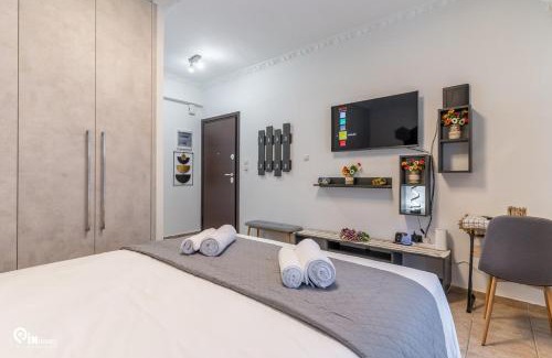 Kolokinthou Apartamento | 'Simple and Comfy' Amazing House