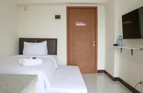 Depok Apartamento | Simple and Enjoy Living Studio Room at Cinere Resort Apartment By Travelio