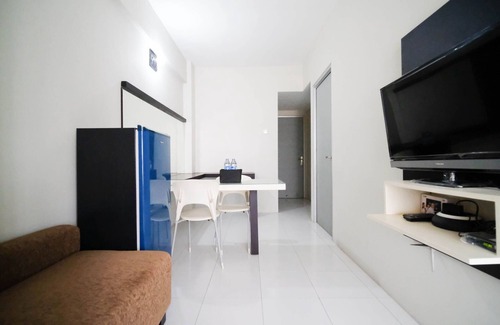Surabaya Apartamento | Simple And Homey 2Br At Dian Regency Apartment