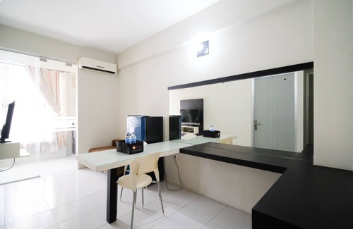 Surabaya Apartamento | Simple And Homey 2Br At Dian Regency Apartment