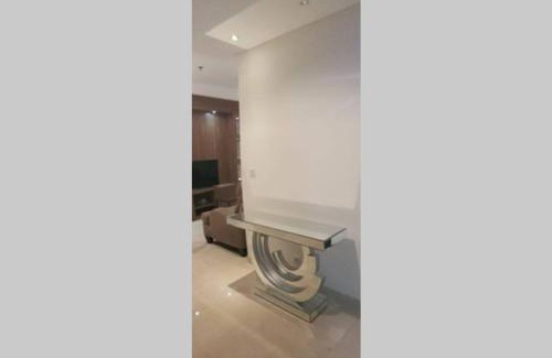 Pancoran Apartamento | Simple and luxury one bedroom apartment lavenue by sang living