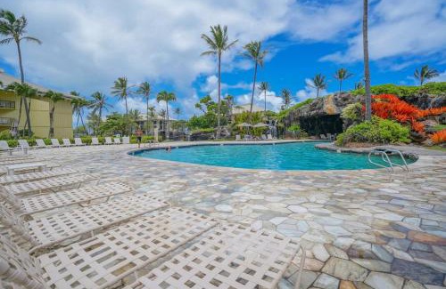 Hanamaulu Apartamento | Simple but Idyllic Oceanfront Resort w King Bed