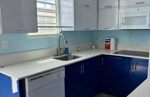 San Juan Apartamento | Simple & Comfy 1BR, Walk to Beach, Ferry & Dining -UNIT 6