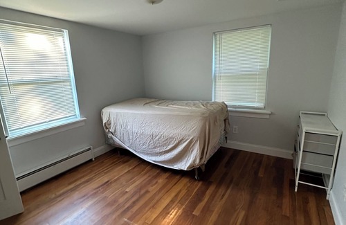 Amagansett North Cama Y Desayuno | Simple Home Quick Walk to Village