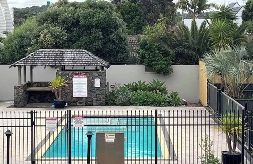 Orewa Apartamento | Simple Seaside Retreat in the heart of Orewa