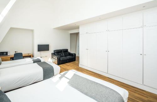 Woolwich Casa | Simple Stay