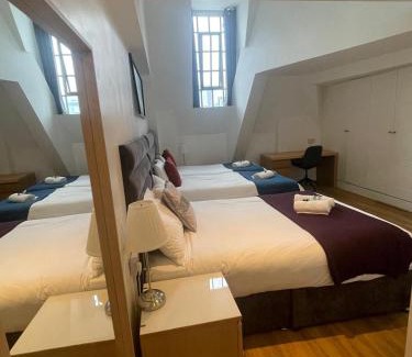 Woolwich Casa | Simple Stay