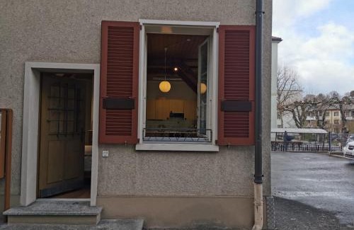Burgdorf Apartamento | Simple Studio 36m2 in the Center of Burgdorf private Parking SMALL BATHROOM