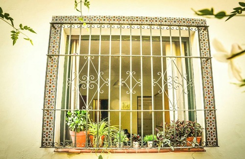 Elcano-Los Bermejales Apartamento | Sencillo estudio en zona residencial. Muy tranquilo