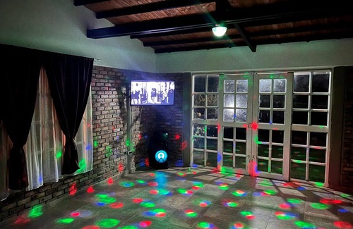 El Eden Chalet De Esquí | Simplicidad Campestre: Casa para Desconectar