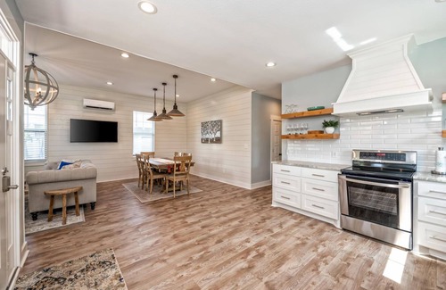 Brazos Casa | Simplicity House 3 Ensuites Walk Silos Baylor McLane Shopping w/Secure Parking