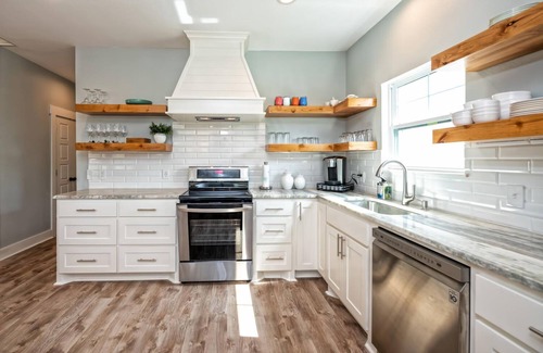 Brazos Casa | Simplicity House 3 Ensuites Walk Silos Baylor McLane Shopping w/Secure Parking