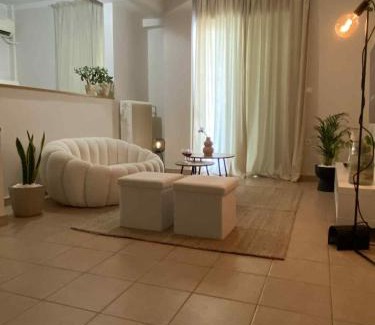 Chaidari Apartamento | Simplicity Luxury Living