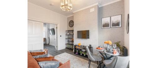 Faraday Apartamento | Simplicity meets Warmth: 1-Bed Delight