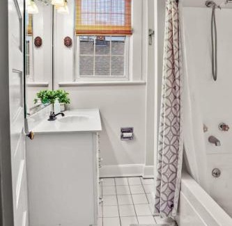 Shandon Casa | Simplicity on Sims -Downtown