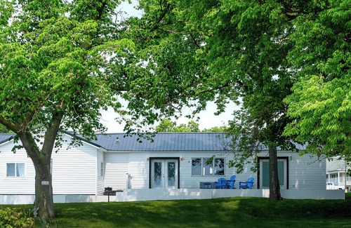 Gypsum Apartamento | Simply Kelleys Resort -The Great Escape East- charming and renovated 2-bed!
