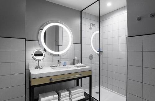 Downtown Las Vegas Hotel | Sin City Getaway! 4 Contemporary Accommodations, City View, Pool, Free Parking!