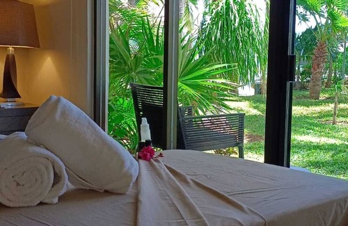 Punta Cancún Hotel | Sina Suites Cancún - Adults Only
