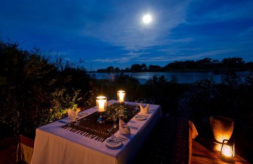 Simonga Otro | Sindabezi Island Camp