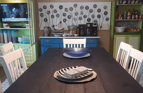 Southport Casa | Sinderellas Rockefellas Accommodation & Onsite Bridal Boutique