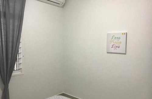 Presint 15 Apartamento | SINGGAH Putrajaya - 3 Bedrooms with Pool and KL View