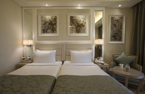 Raipur Hotel | Singhania Sarovar Portico Raipur