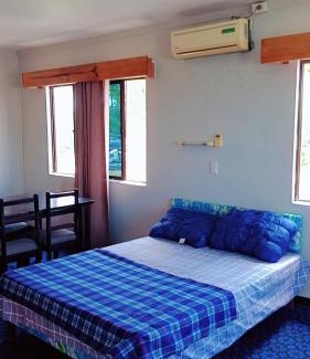 Martintar Cama Y Desayuno | Singhs 3 bedroom apartment