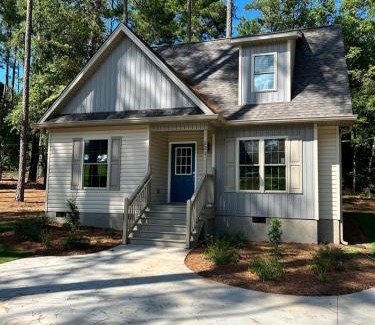 Seneca Casa | Singing Pines