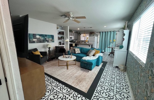 Deer Valley Casa | Single bedroom in a charming house in fabulous Phoenix with WiFi, AC, & more!