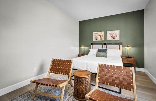 Vista Apartamento | Single Bedroom - Queen Size. Heart of Downtown Vista