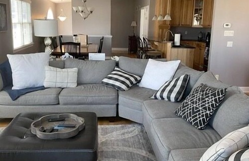 Townsend's Inlet Casa | Single family home in the heart of Townsend Inlet!