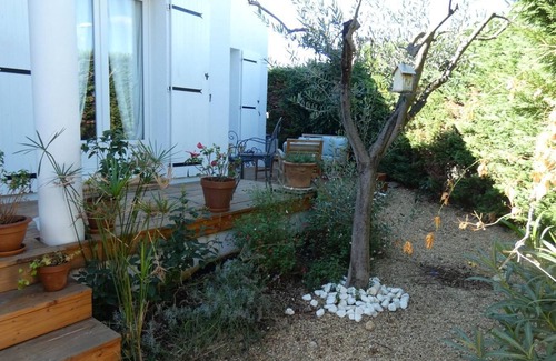 Villeneuve-les-Maguelone Casa | Single-storey house with swimming pool 10 minutes from the beach