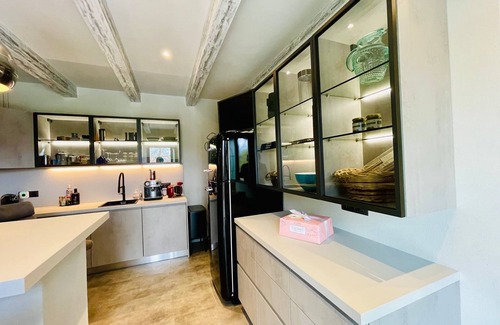 Castel del Piano Casa | Casa unifamiliar en una magnífica finca de campo con piscina, pista de tenis y conexión Wi-Fi