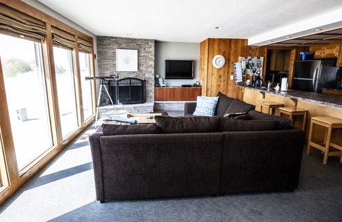 Bayshore Casa | Nivel individual, 2 suites King, en la playa, con puertas de 36 "de ancho para accesibilidad