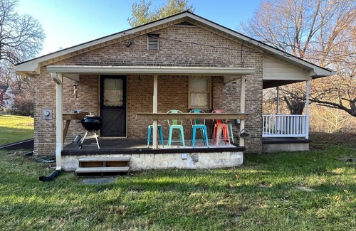 Millville Casa | Single Level, 3 Bedroom Home In Between Harper's Ferry & Casino.