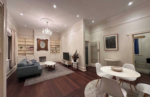 Subiaco Casa | Single level 2 bedroom house with big yard and parking, pets welcome