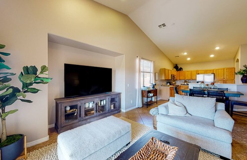 Coldwater Springs Casa | Single-level home with private pool, golf course views, pool table, & W/D