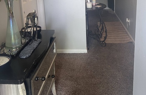 New Albany Casa | Single Person Open Room