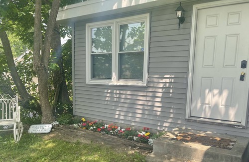 New Albany Casa | Single Person Open Room