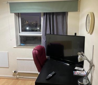 St. Pancras and Somers Town Casa | Single Room - Kings Cross, Female Only, Guest Rooms
