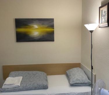 St. Pancras and Somers Town Casa | Single Room - Kings Cross, Female Only, Guest Rooms