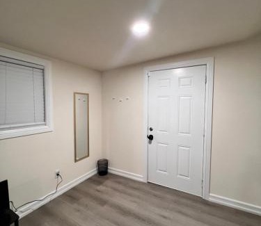 East Hemet Casa | Single Room w/Private Entrance - Shared Bathroom