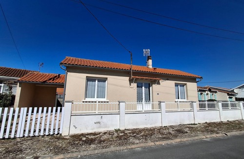 Port District Casa | Casa en planta baja en Châtelaillon-Plage a 500m del océano para 6 pers, jardín, barbacoa