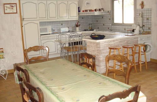 Piraillan Apartamento | Apartamento pisos con terraza en el jardín y barbacoa