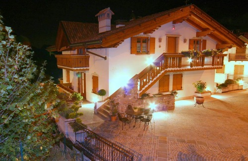Molveno Villa | Villa individual en una posición privilegiada con vistas al lago y los Dolomitas Brenta ****