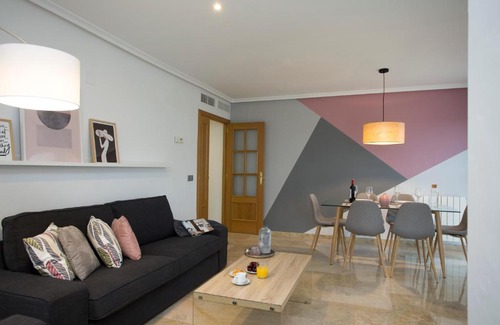 Ciudad de las Artes y las Ciencias Apartamento | SingularStays Opera